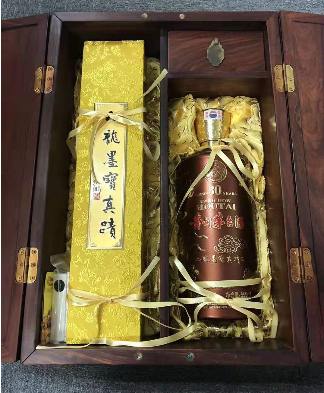 1682041492774645.jpg 9e5d95b9a17f42d58767cad238d32422.jpg